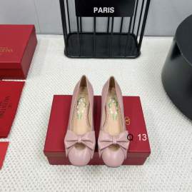 Picture of Valentino Shoes _SKUValentinosz35-405CMYM120620223